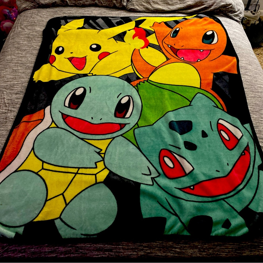 Pokemon medium sized soft blanket!